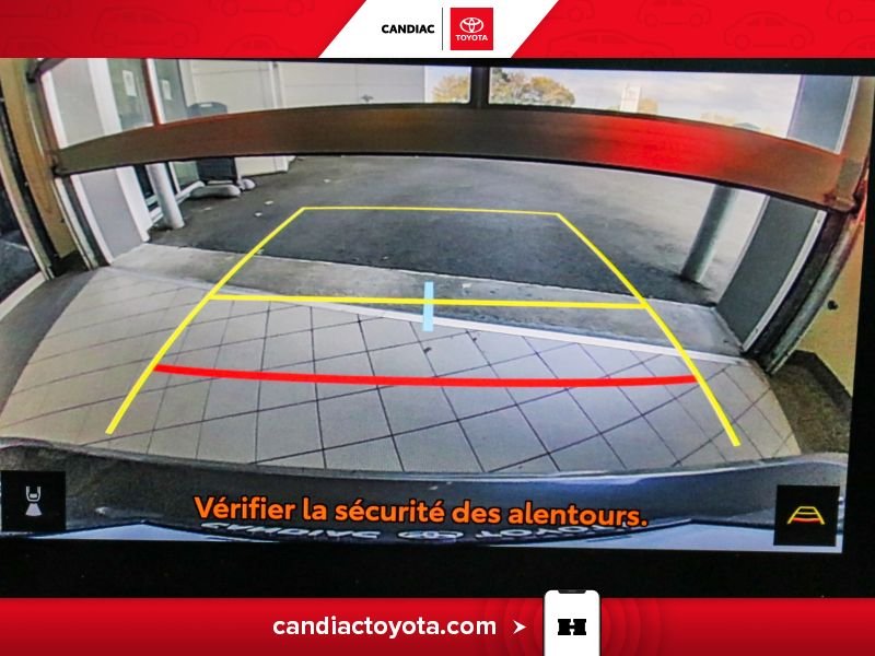 2025 Toyota Camry Grey Blainville - photo #25