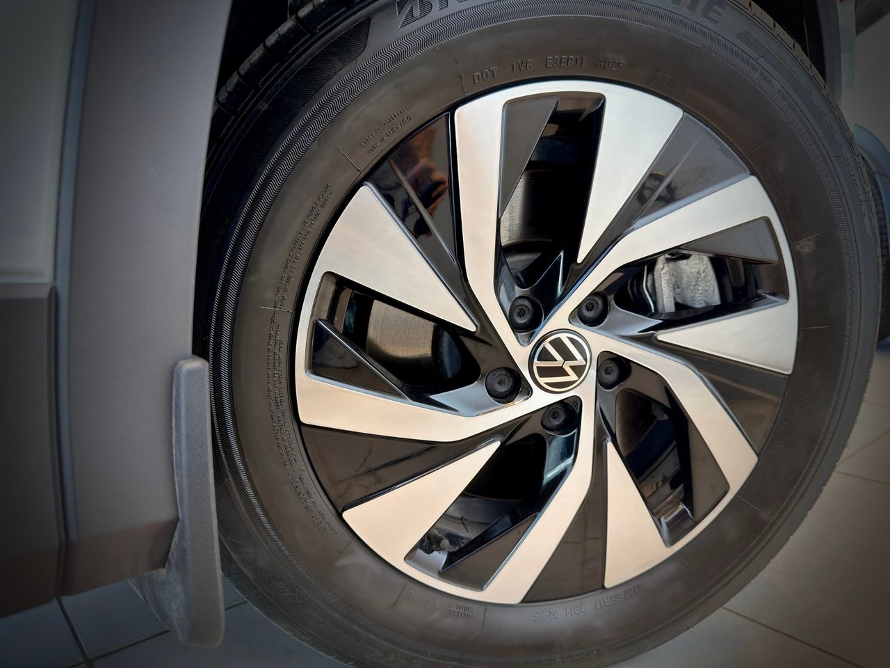 2025 Volkswagen Tiguan Notre-Dame-des-Prairies - photo #14