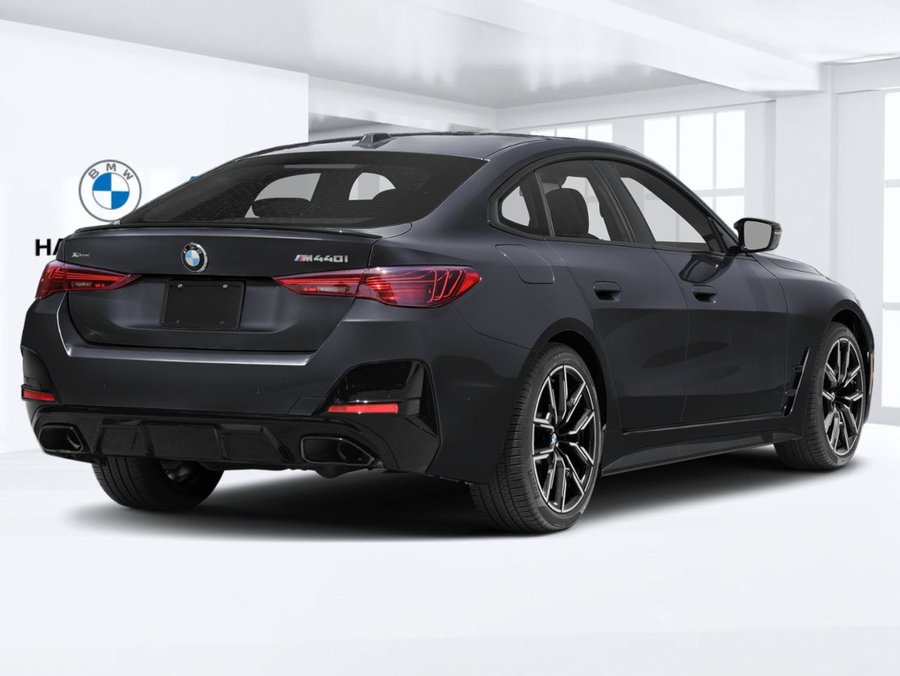 BMW Série 4 M440i xDrive 2027 Noir saphir métallisé