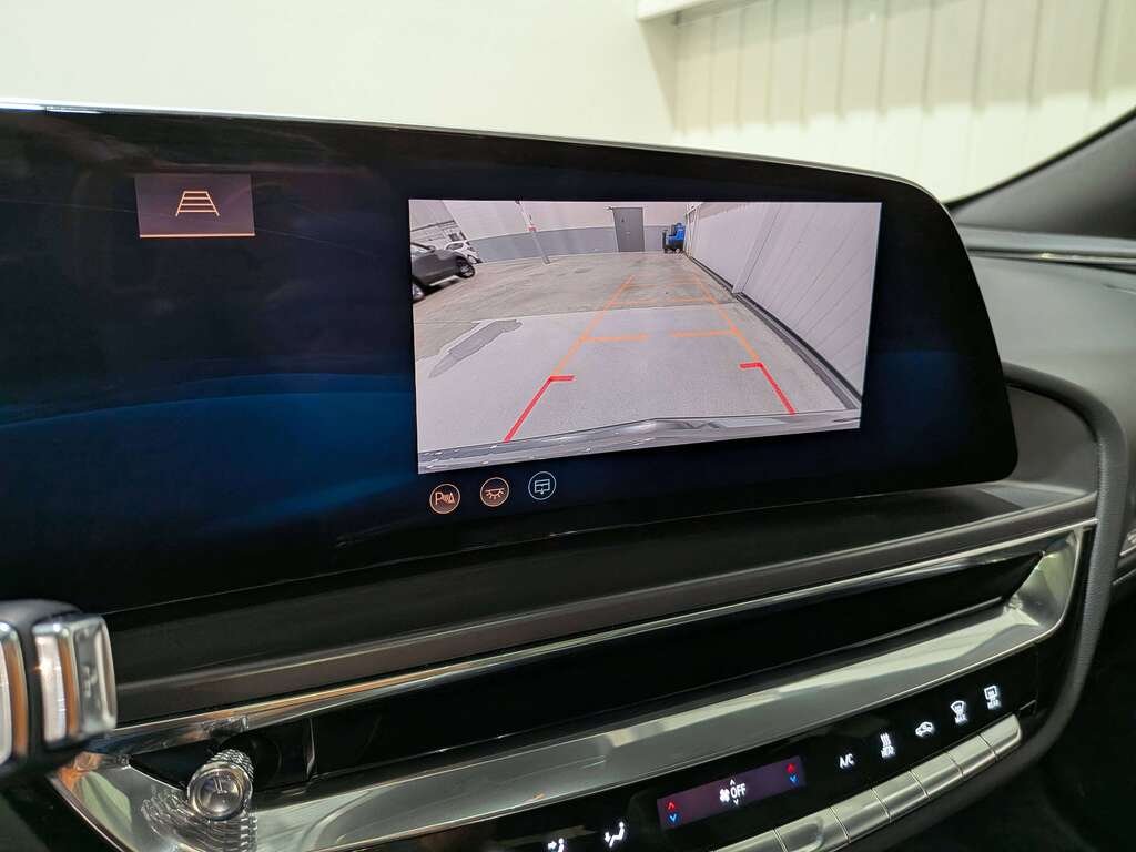 Cadillac LYRIQ 4dr Tech w/1SA 2024 Gris Val-David - photo #24