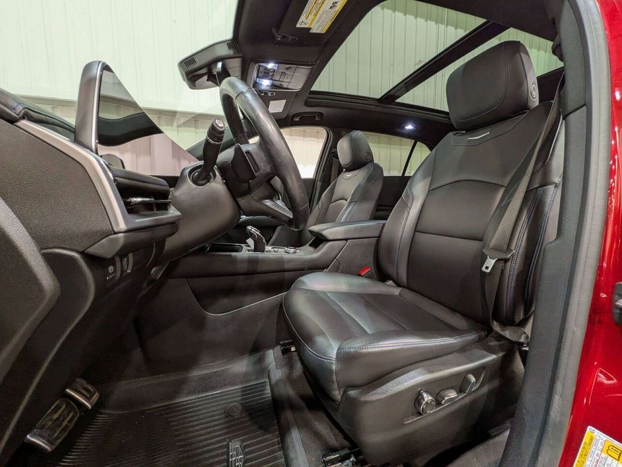 Cadillac XT4 AWD 4dr Sport 2024 Rouge