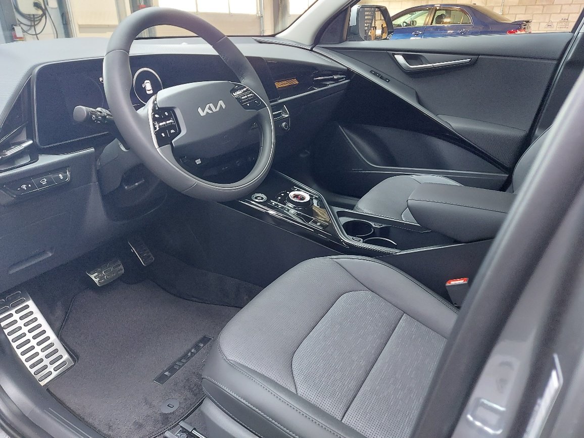 2026 Kia Niro EV Steel Grey Blainville - photo #11