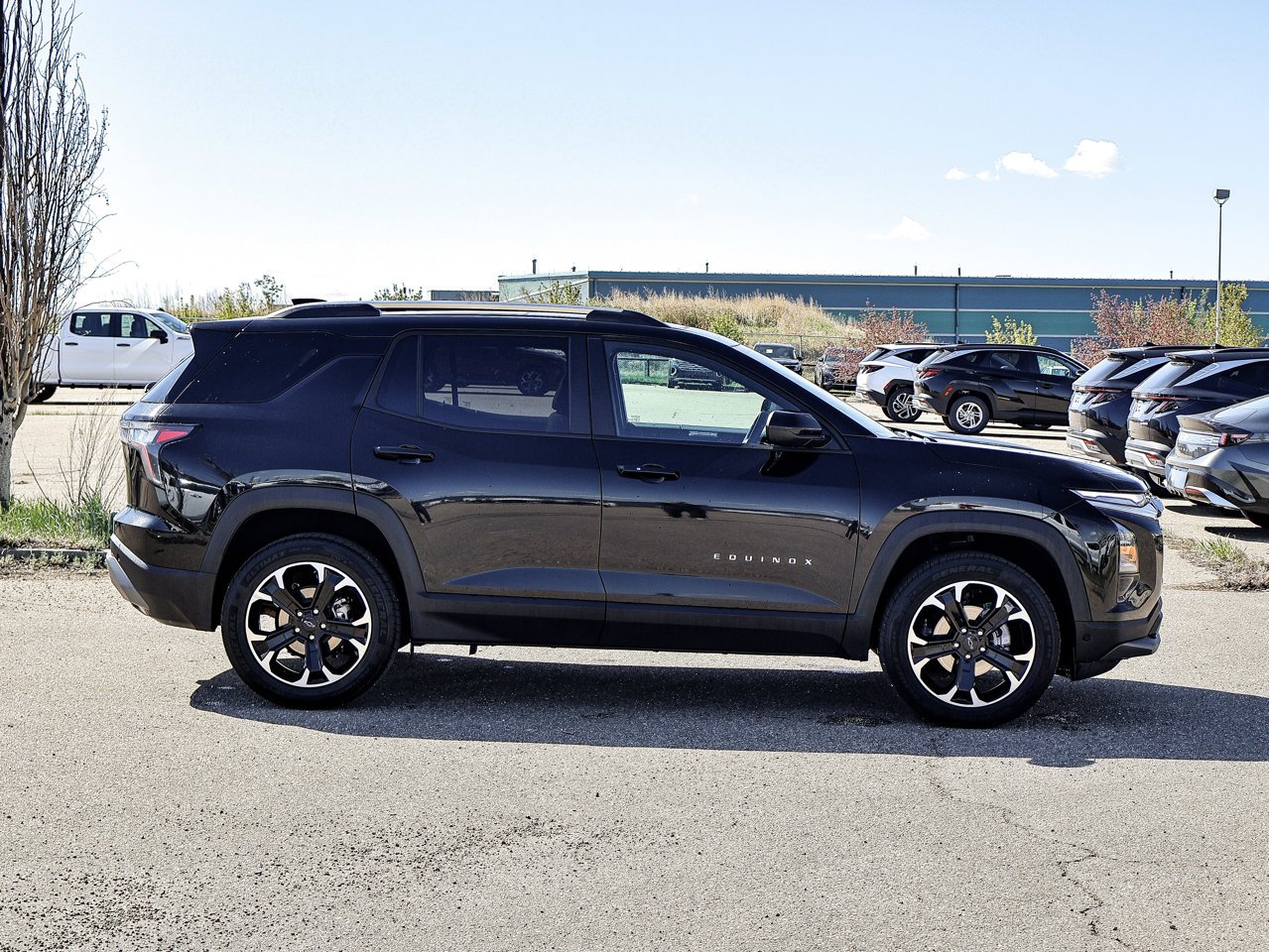2026 Chevrolet Equinox AWD 4dr LT w/2LT Black Sherwood Park - photo #13