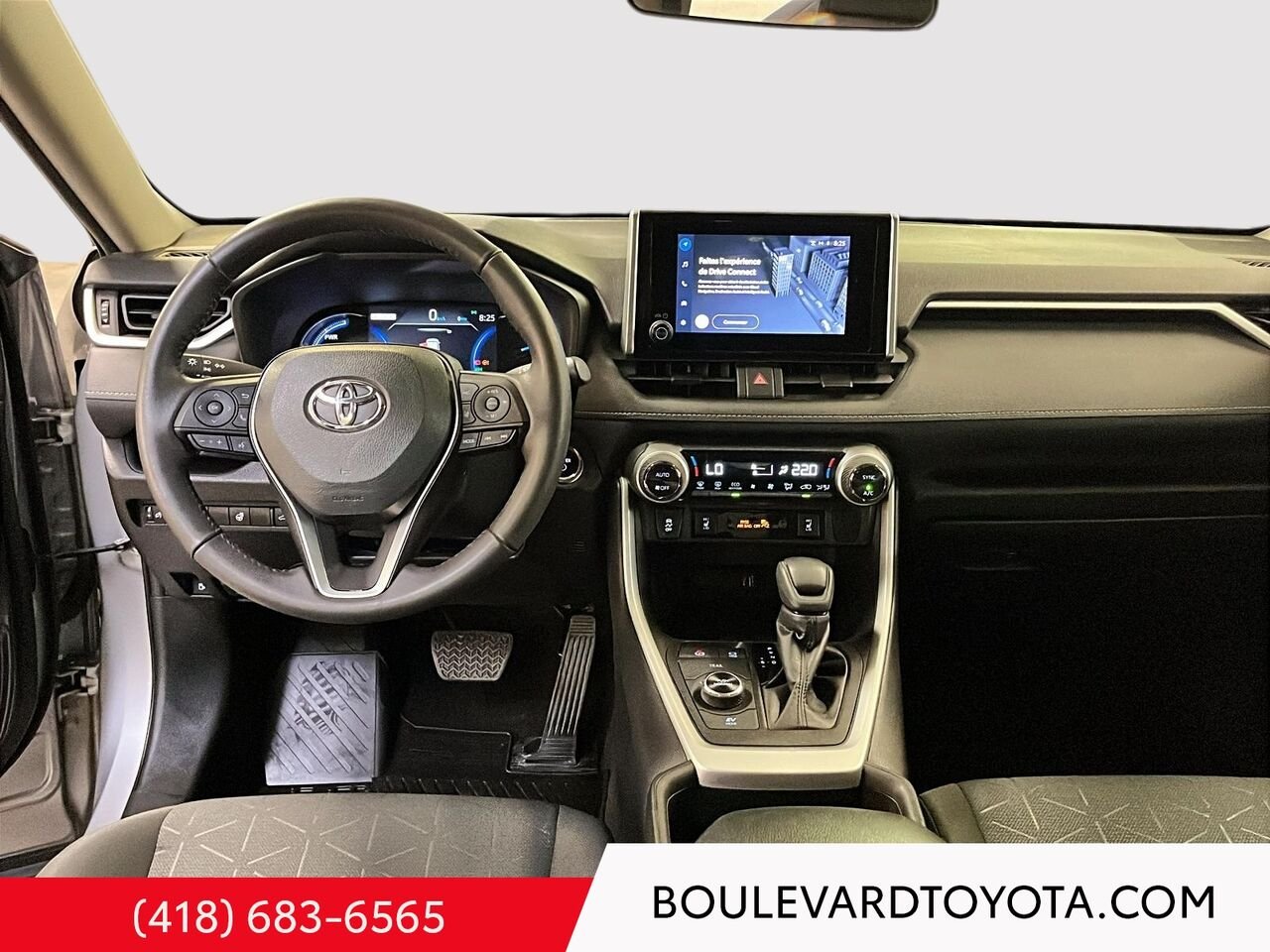 Toyota RAV4 531852-48 | XLE, HYBRIDE, AWD 2023 Argent Québec - photo #18