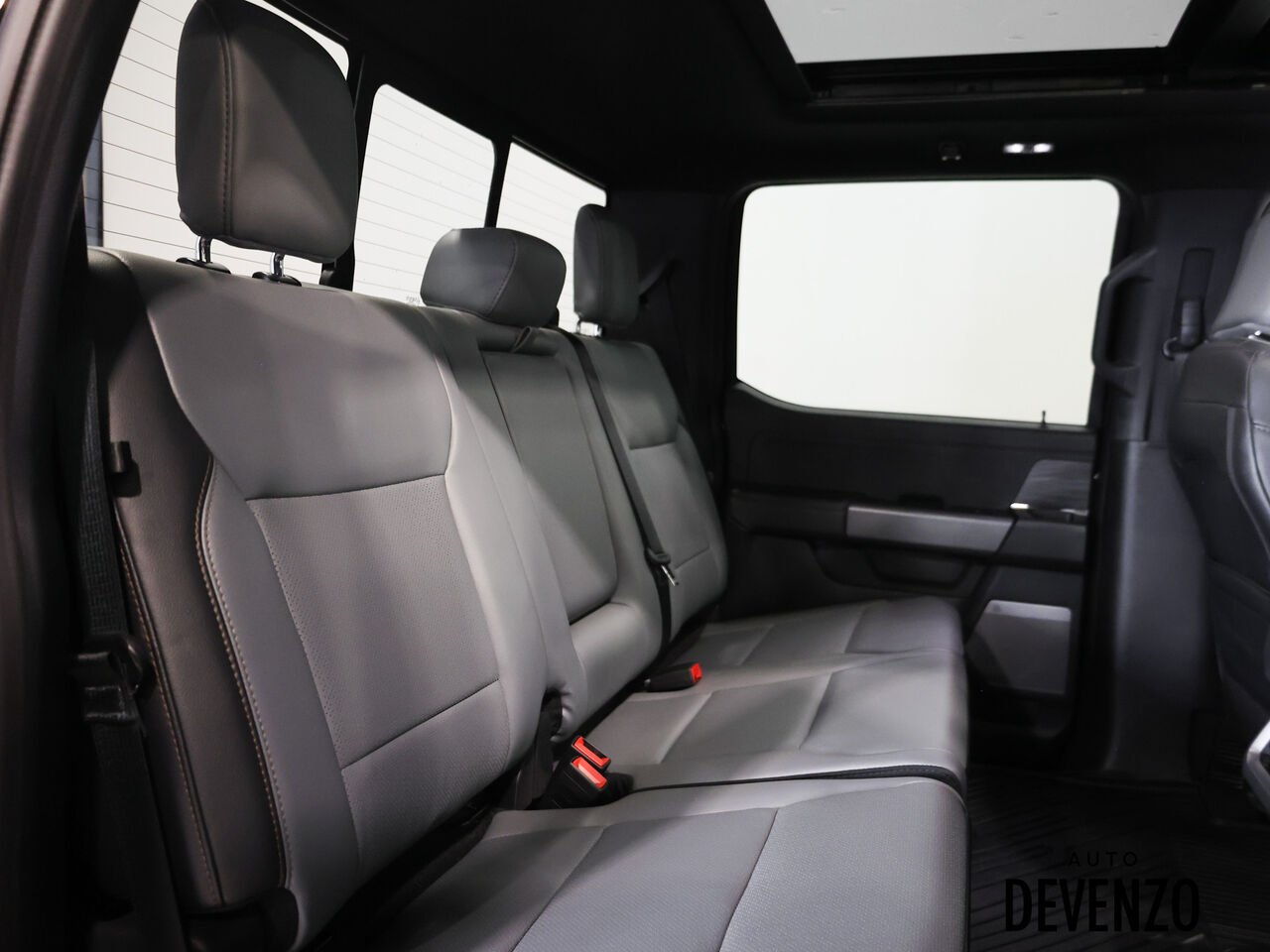 Ford F-150 Lightning 2025 Noir Saint-Eustache - photo #10