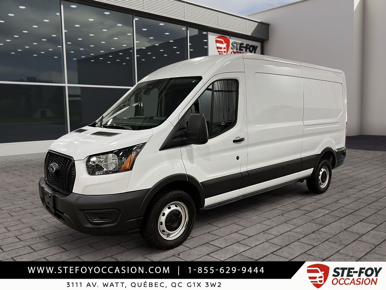 Ford Transit T-250 PA toit moyen 148 po 2024 Blanc Québec - photo #0