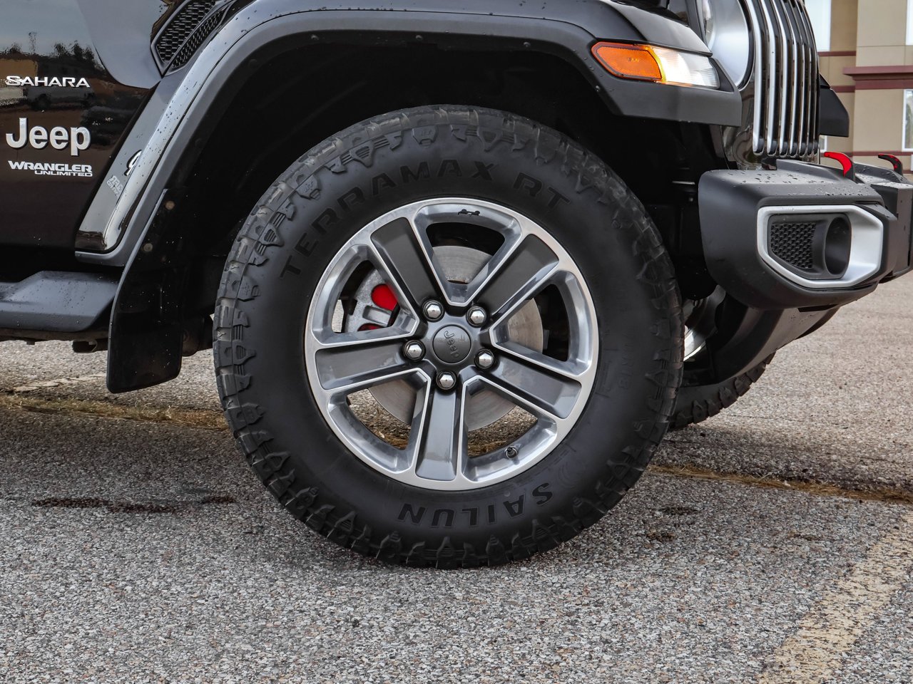 2020 Jeep Wrangler Unlimited Sahara 4x4 Black Sherwood Park - photo #10