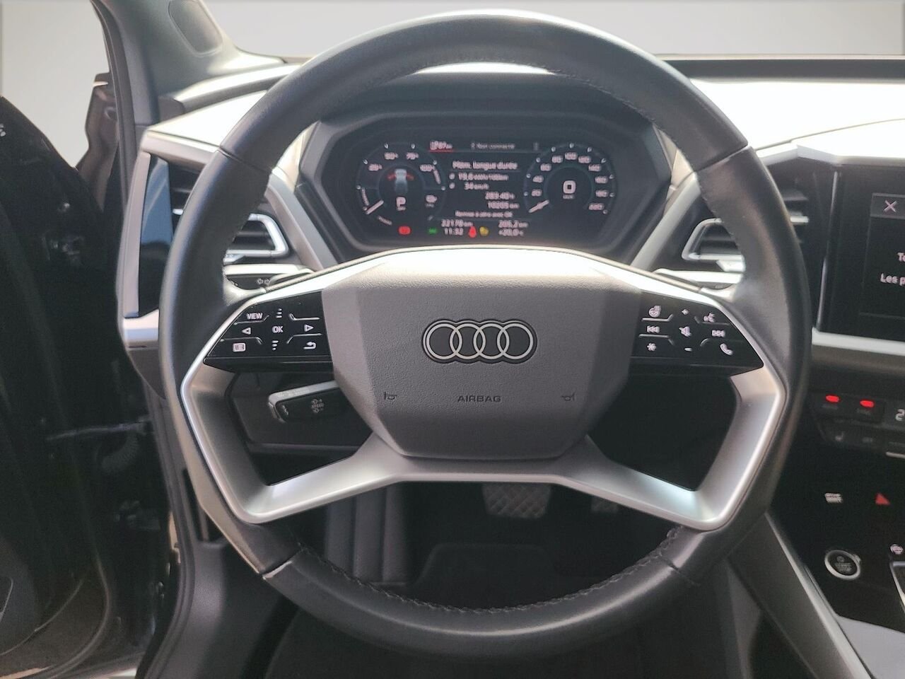 2024 Audi Q4 e-tron QUATTRO Black Québec - photo #14