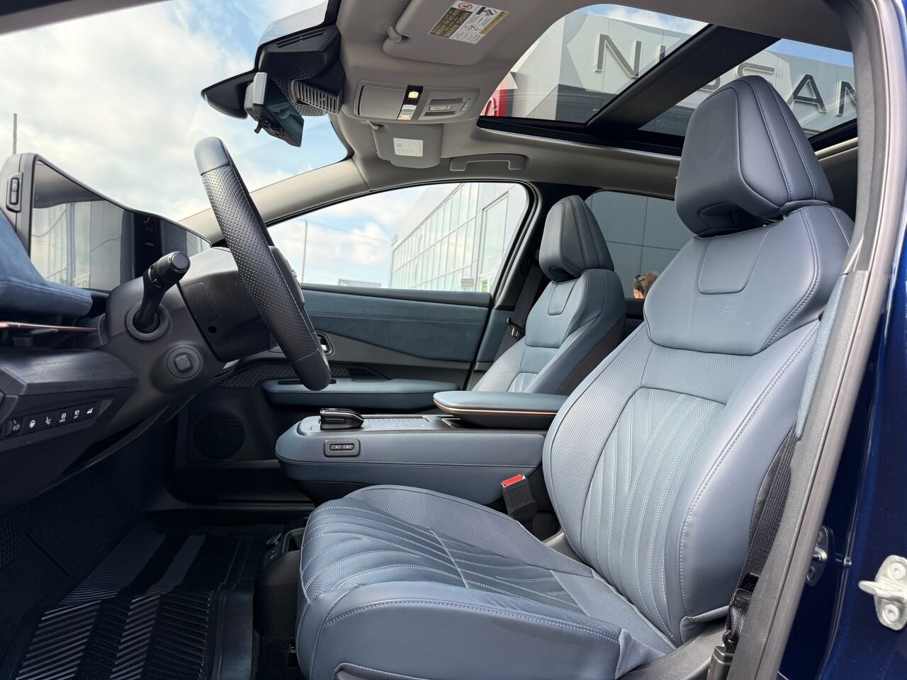 Nissan ARIYA ÉDITION PREMIER | JAMAIS ACCIDENTÉ ✅ 2025 Bleu Châteauguay - photo #2