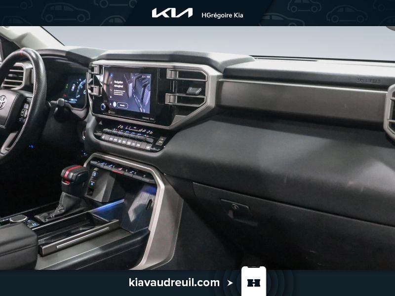 2024 Toyota Sequoia Grey Blainville - photo #28