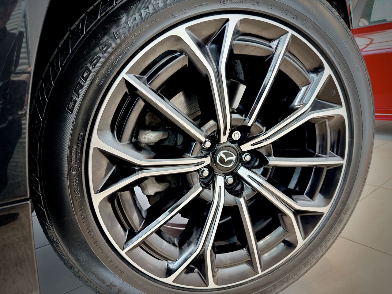 Mazda CX-70 hybride rechargeable 2025 Noir Notre-Dame-des-Prairies - photo #15