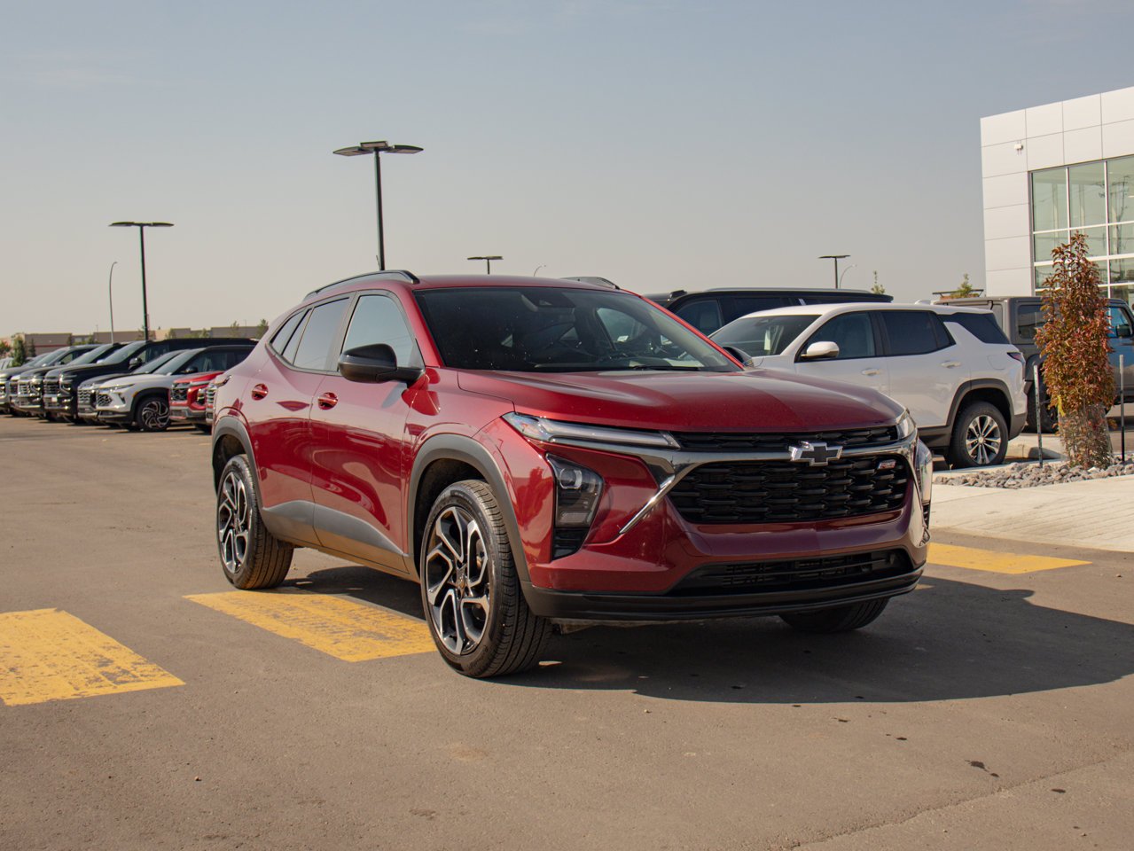 2025 Chevrolet Trax FWD 4dr 2RS Red Sherwood Park - photo #12