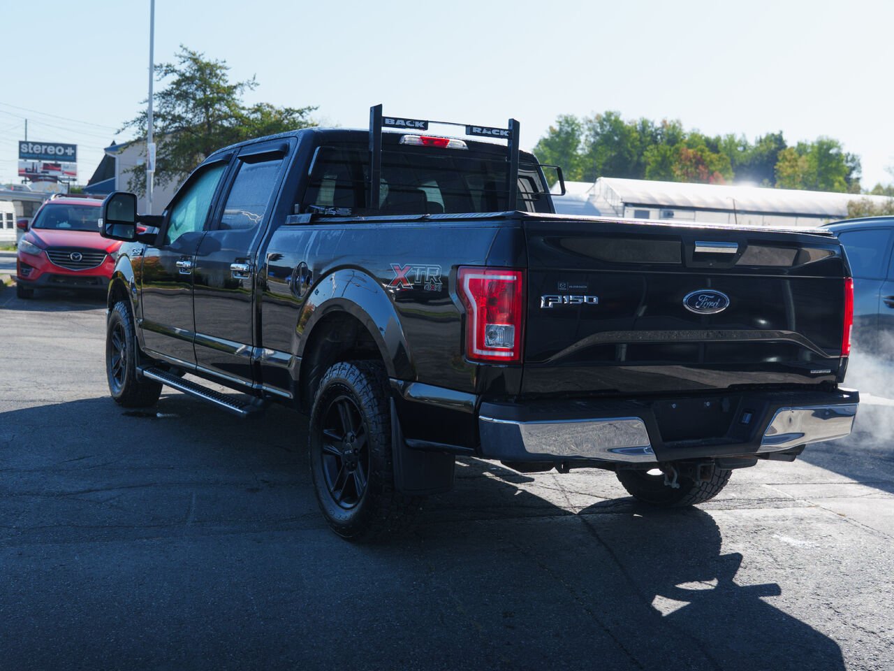 Ford F-150 A2656 | Cab SuperCrew 4RM 145 po XLT 2016 Noir Val-d'Or - photo #6