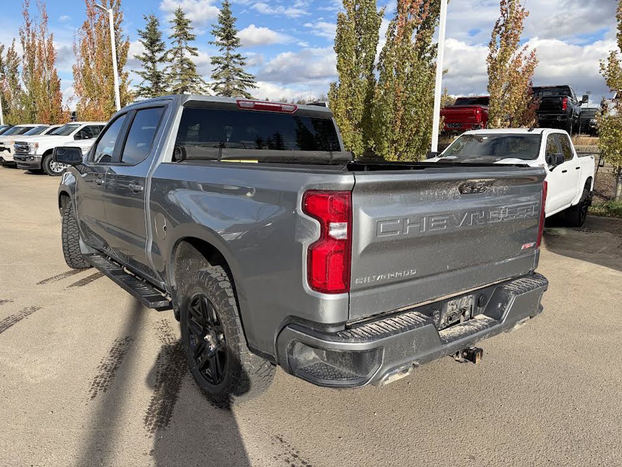 2024 Chevrolet Silverado 1500 4WD Crew Cab 147 RST Grey Sherwood Park - photo #4