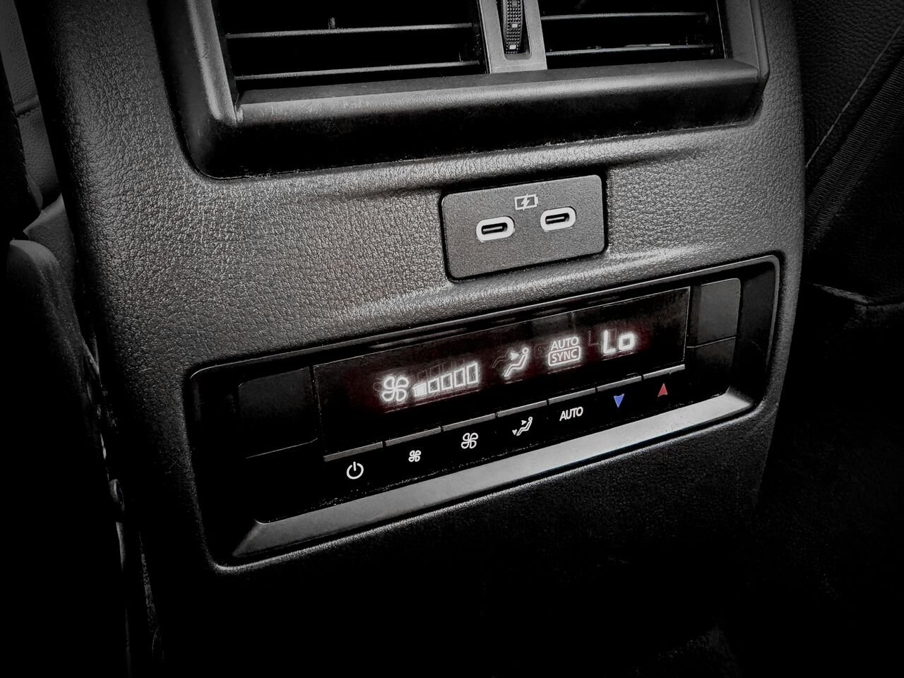 2024 Mazda CX-90 hybride léger GS-L 4WD Silver Notre-Dame-des-Prairies - photo #32