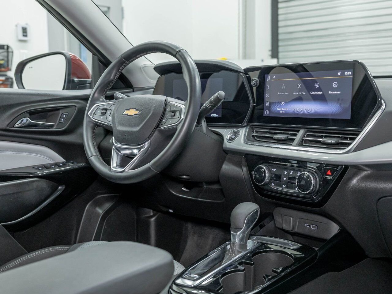 Chevrolet Trax LT *SIÈGES / VOLANT CHAUFF* CARPLAY REG ADAPT WIFI 2025 Rouge Saint-Jérôme - photo #22
