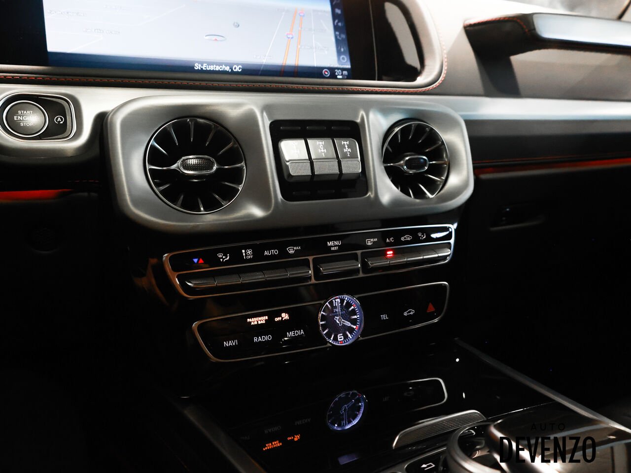 2022 Mercedes-Benz Classe-G Black Saint-Eustache - photo #18