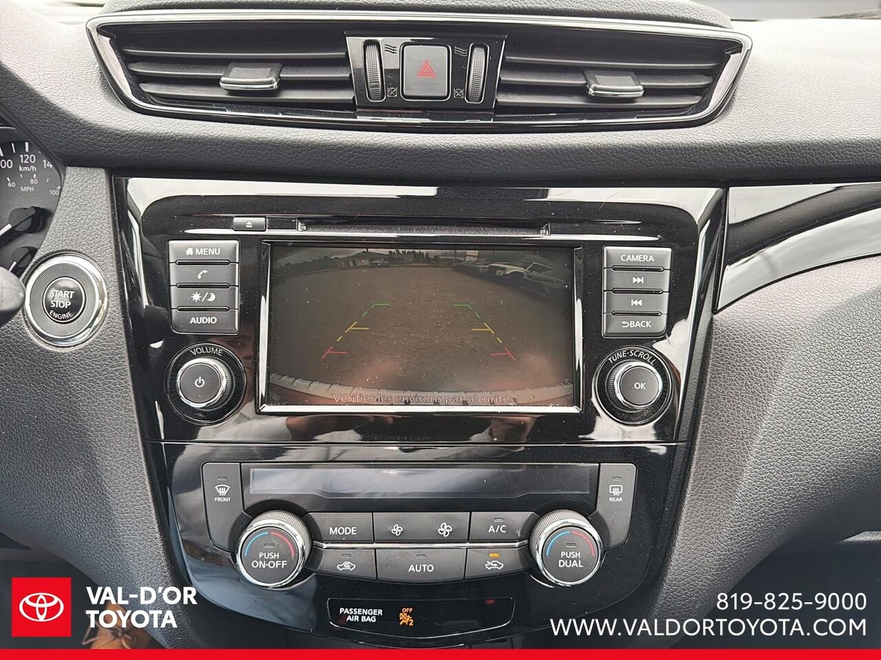 2023 Nissan Qashqai SV Orange Val-d'Or - photo #13