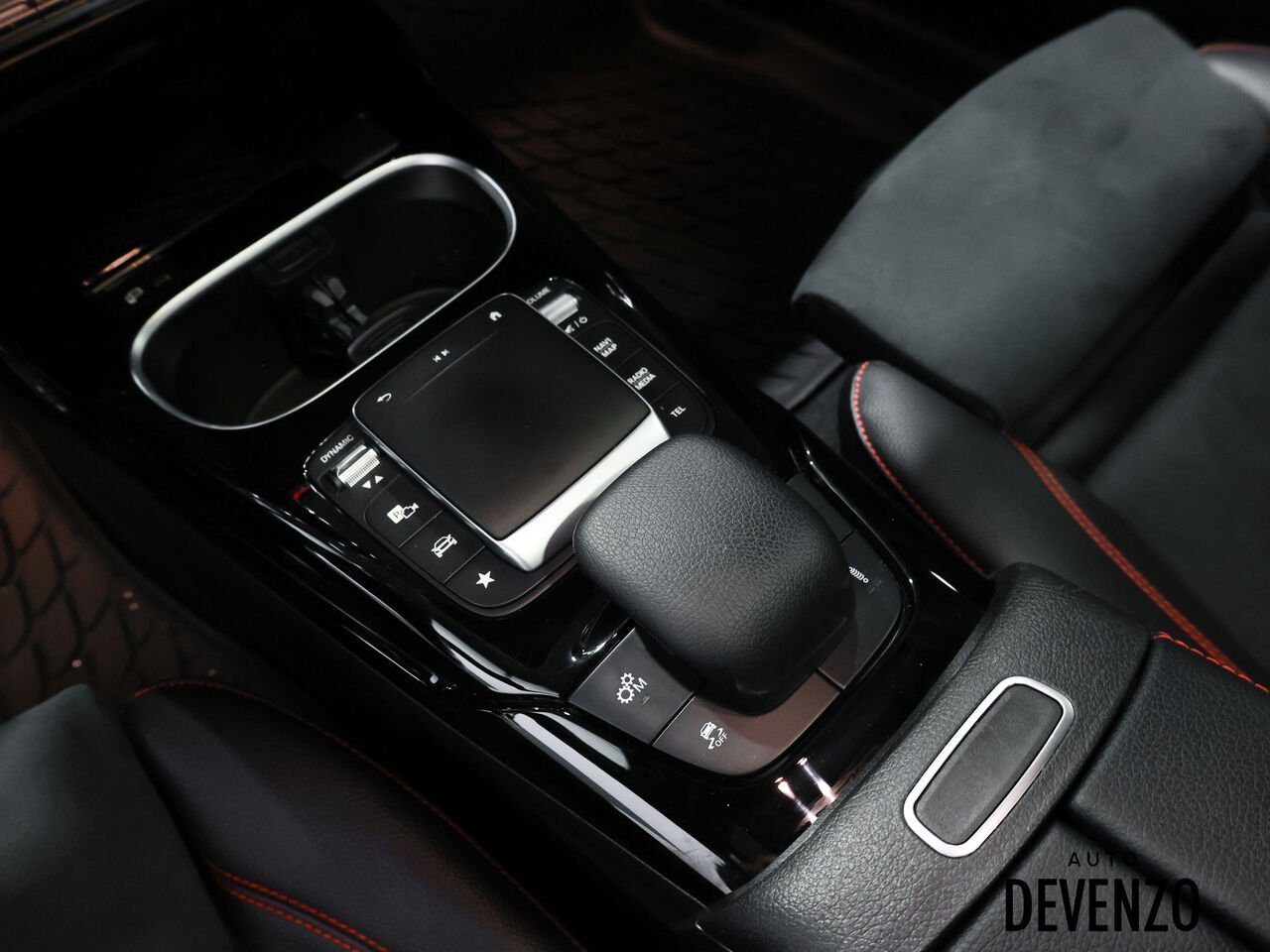 Mercedes-Benz CLA 2023 Blanc Saint-Eustache - photo #17
