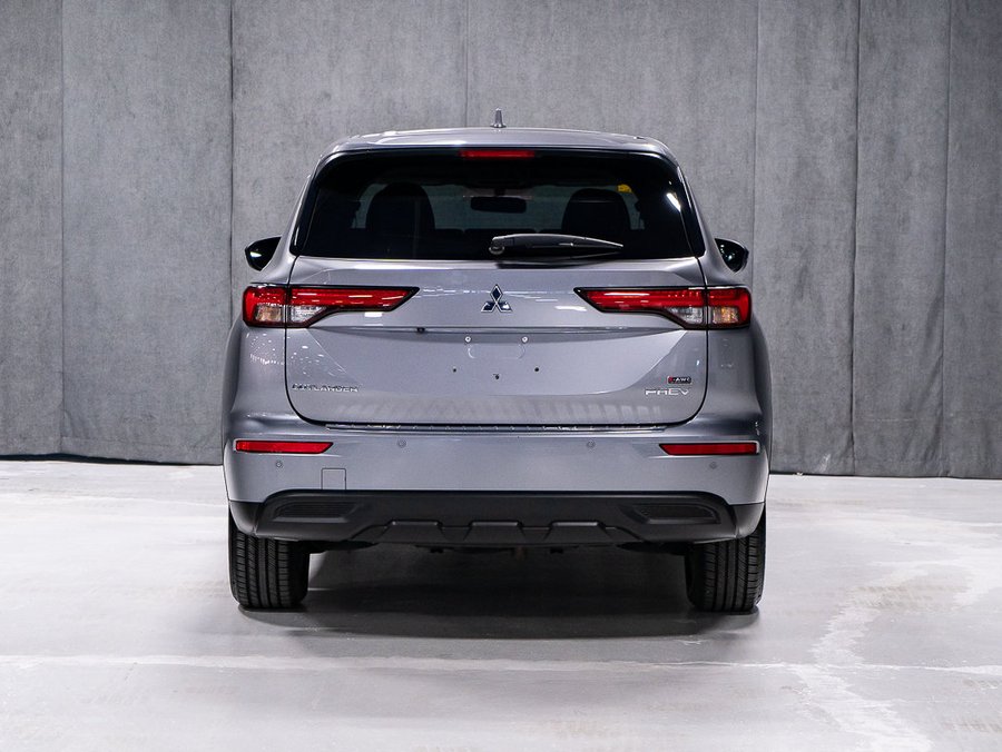 2023 Mitsubishi Outlander Plug-In Hybrid ES PHEV S-AWC 7 PLACES CARPLAY Grey