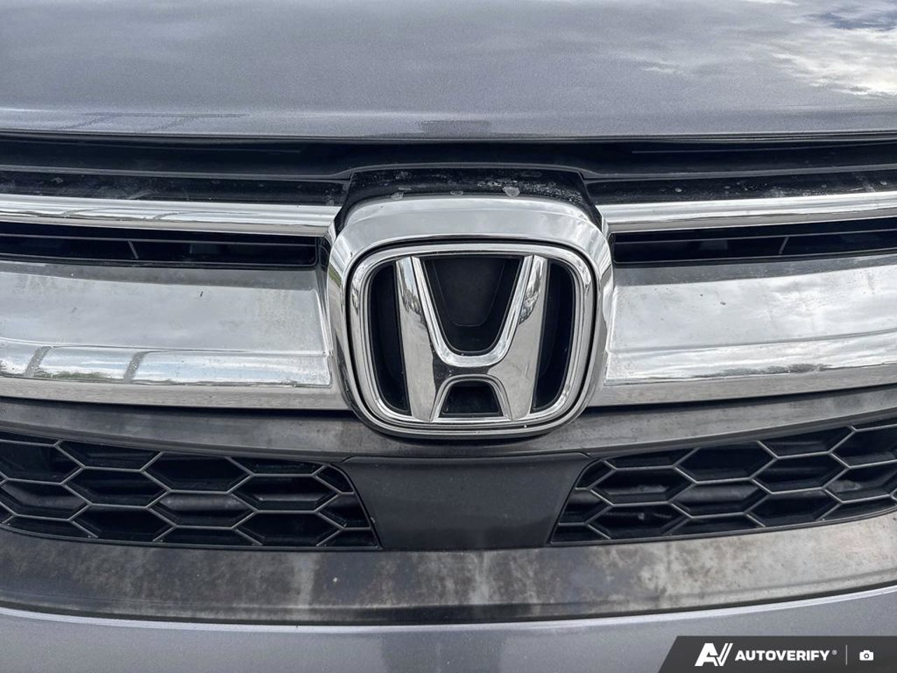 2019 Honda CR-V 2HKRW2H27KH143010 Grey Mirabel - photo #11