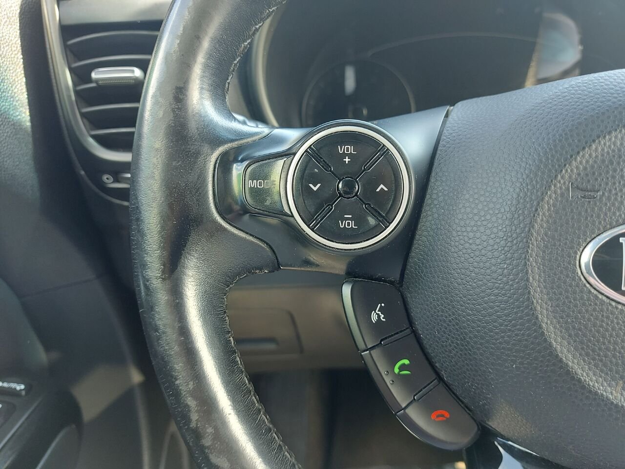 2015 Kia Soul Black  - photo #15