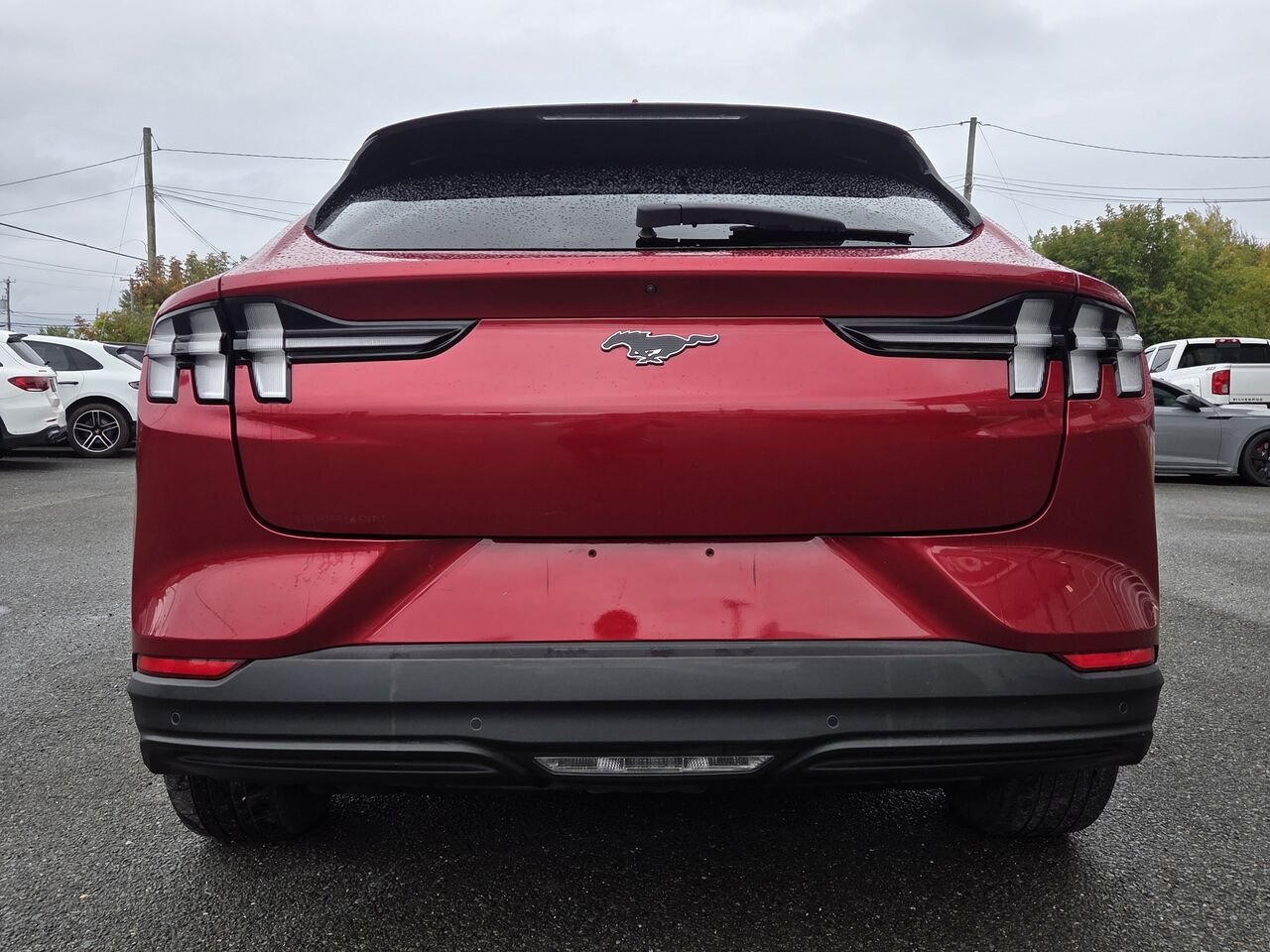 2021 Ford Mustang Mach-E AWD Red Granby - photo #5