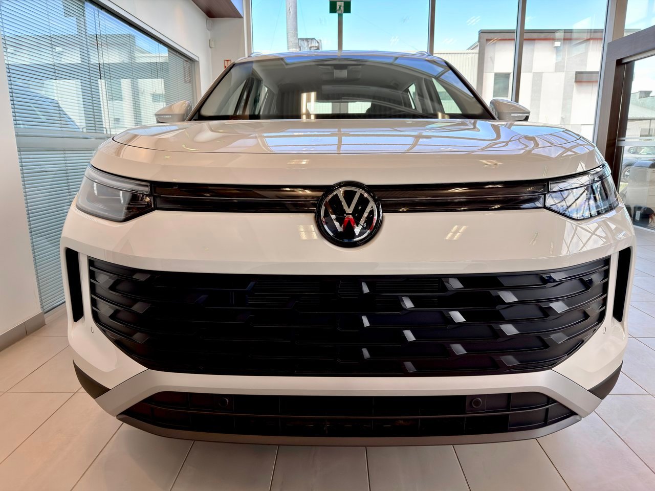 2025 Volkswagen Tiguan Notre-Dame-des-Prairies - photo #5