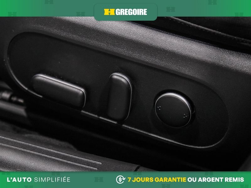 Hyundai IONIQ 6 725432A | PREFERRED AUTO AC NAV GR ELECT MAGS CAM RECUL BLEU 2023 Noir Laval - photo #16