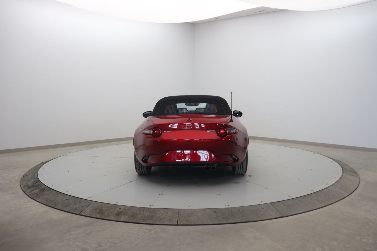2023 Mazda MX-5 GT Red Baie-Comeau - photo #4