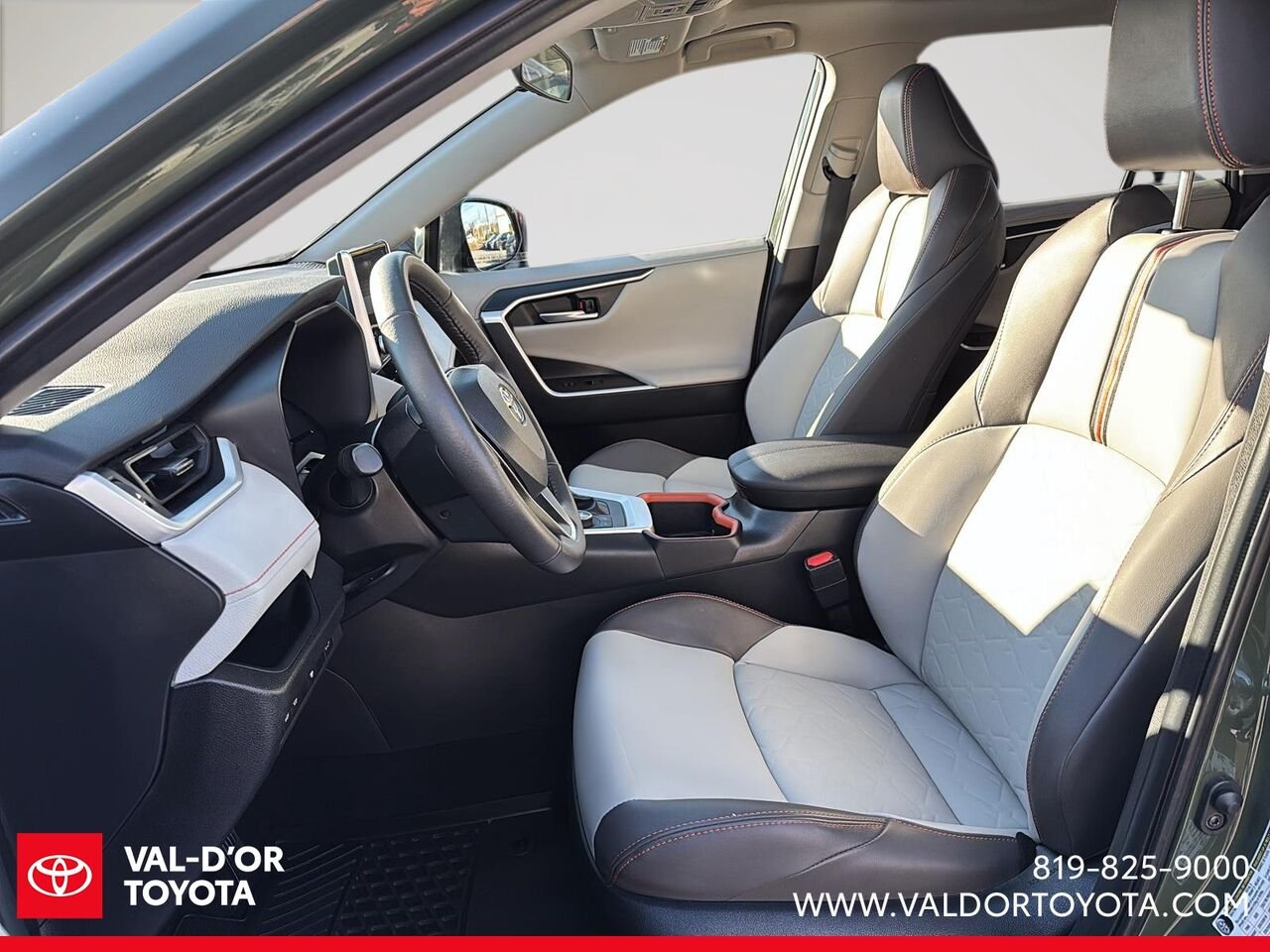 2025 Toyota RAV4 Trail TI Green Val-d'Or - photo #7