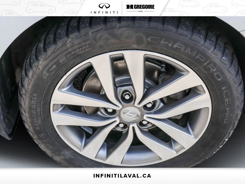 2019 Hyundai Elantra Laval - photo #11