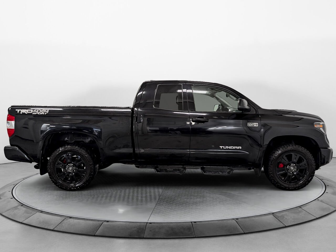 TOYOTA Tundra Grade TRD Sport TRD SPORT Cuir Sièges Chauffants Moteur V8 5.7L 2020 Autre Sherbrooke - photo #4