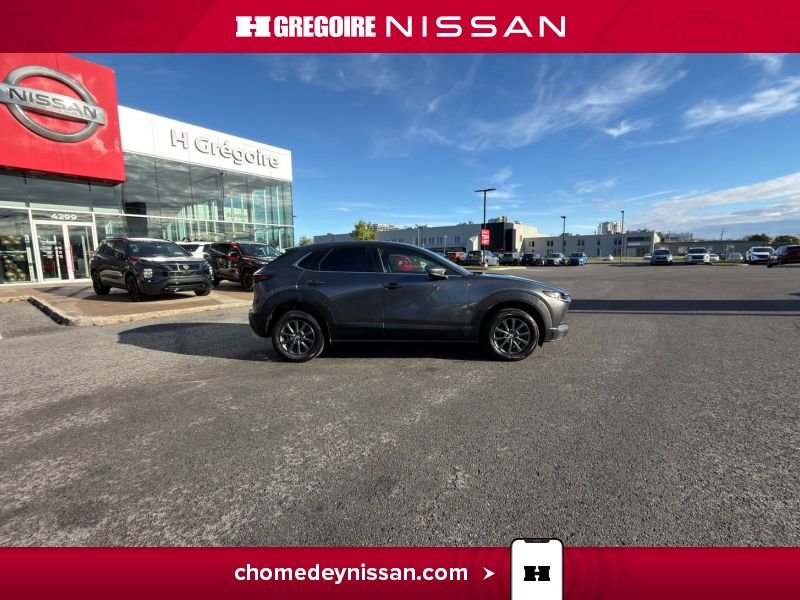 2022 Mazda CX-30 Grey Laval - photo #11