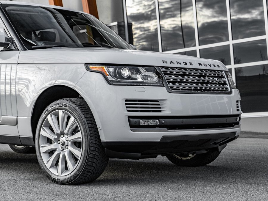 2013 Land Rover Range Rover SC White