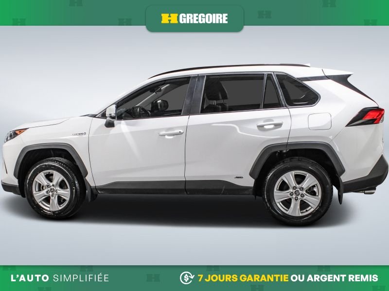 2021 Toyota Rav 4 White Blainville - photo #4
