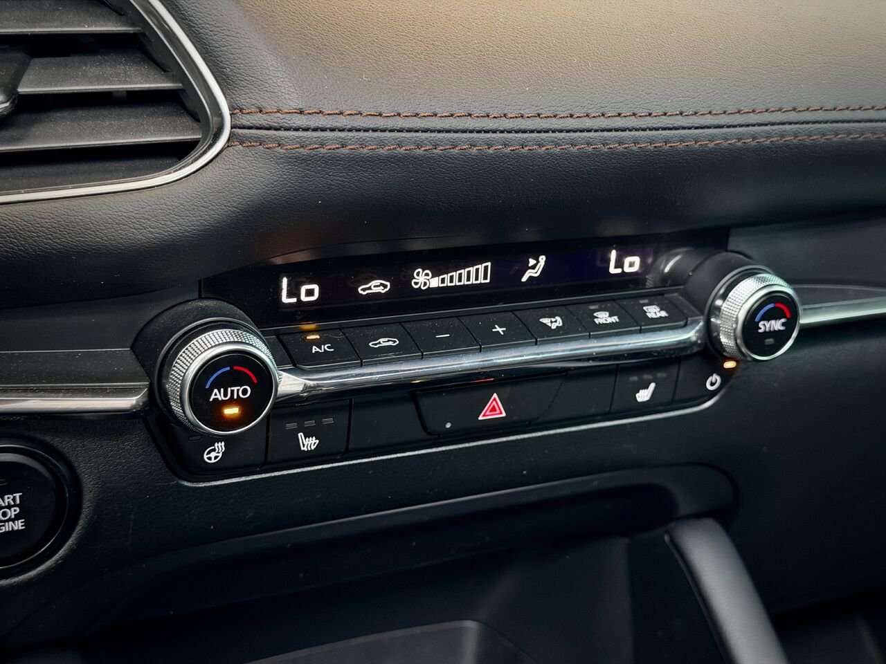 2024 Mazda Mazda3 Sport Grey Notre-Dame-des-Prairies - photo #28
