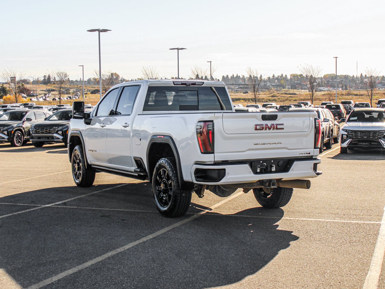 2024 GMC Sierra 3500HD 4WD Crew Cab 159 AT4 White Sherwood Park - photo #5