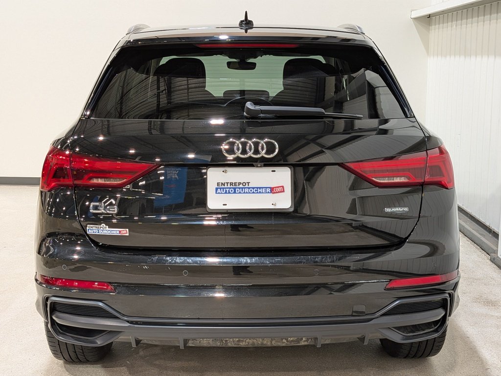 2021 Audi Q3 Progressiv 45 TFSI quattro Black Val-David - photo #5