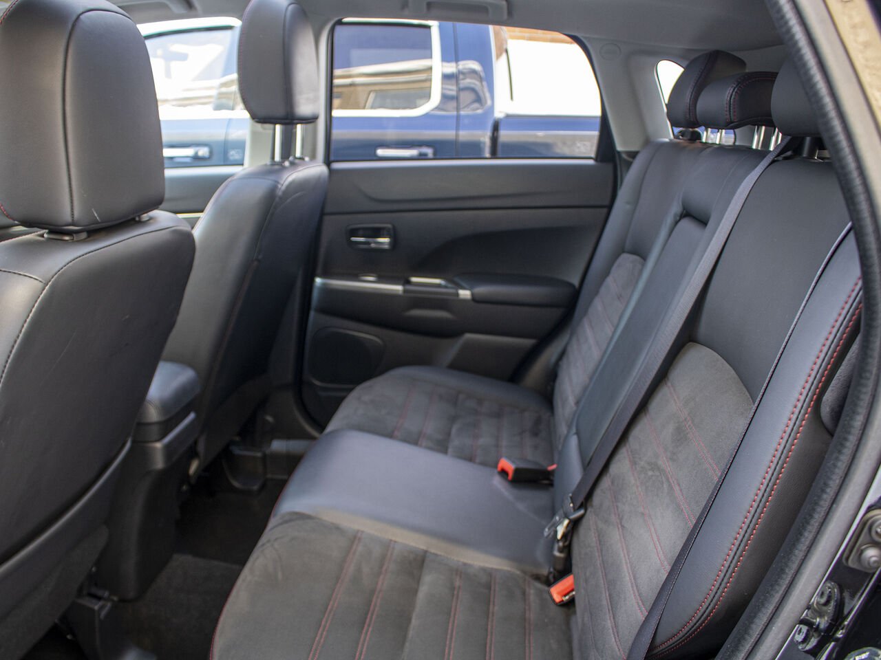 2019 Mitsubishi RVR GT-AWD Black Montreal - photo #8