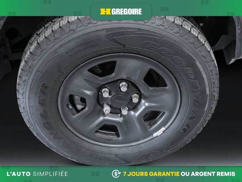 2023 Jeep Wrangler Yellow Blainville - photo #20