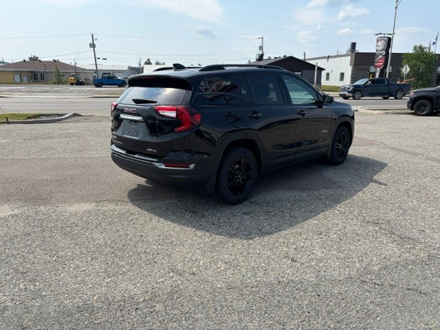 GMC Terrain AWD AT4 2023 Noir Chibougamau - photo #5