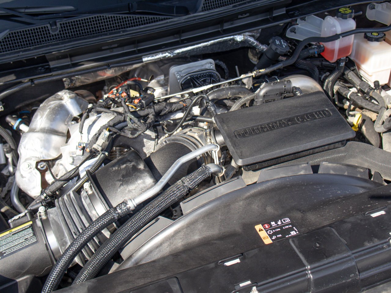 2024 Chevrolet Silverado 2500HD 4WD Crew Cab 159 LTZ White Sherwood Park - photo #16