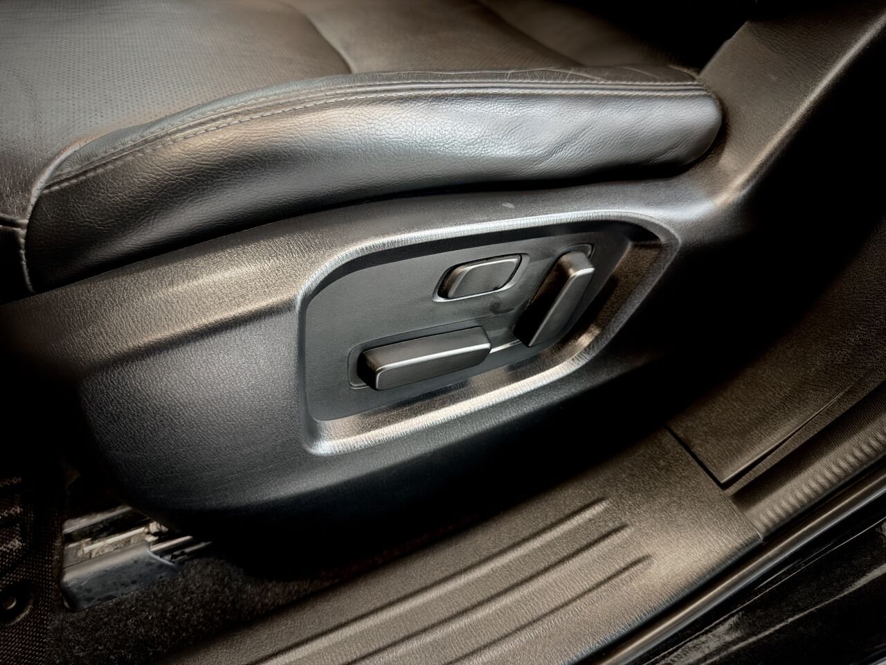 2022 Mazda CX-9 Black Notre-Dame-des-Prairies - photo #33