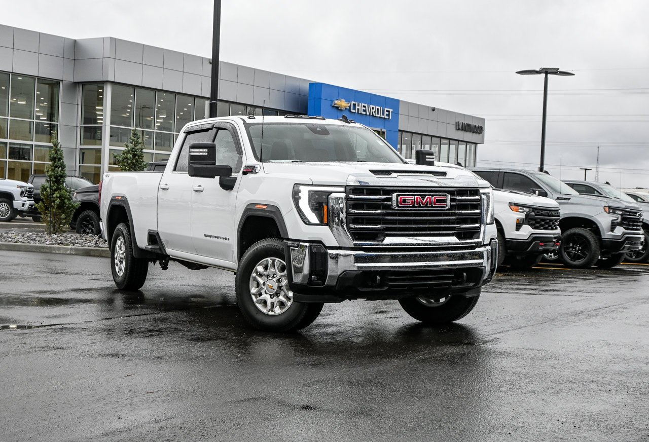 2024 GMC Sierra 3500HD 4WD Crew Cab 159 SLE White Sherwood Park - photo #1