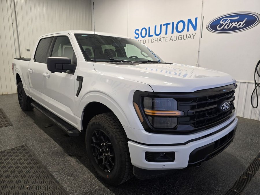 2026 Ford F-150 XLT cabine SuperCrew 4RM caisse de 5,5 pi White