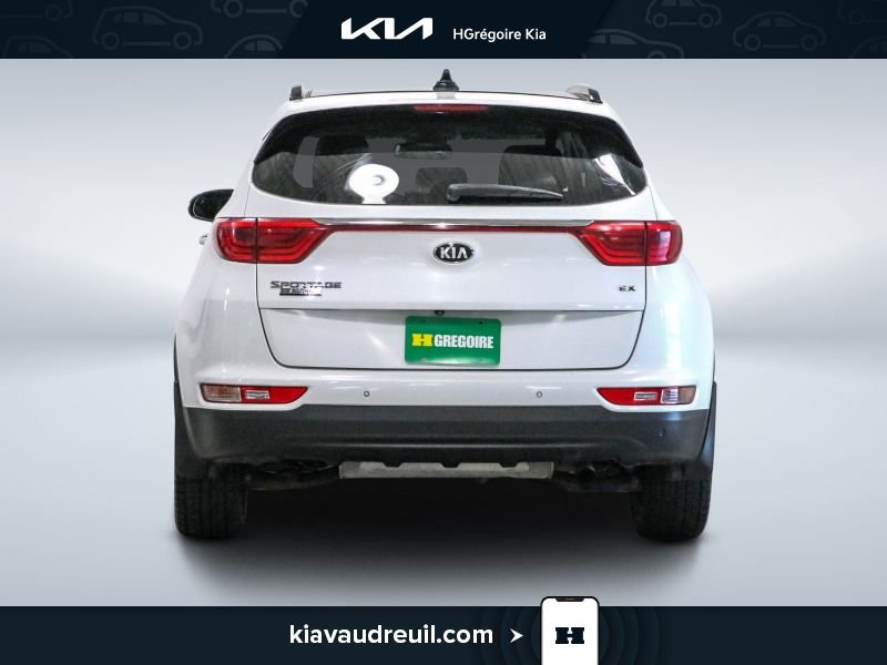 2018 Kia Sportage White Laval - photo #5