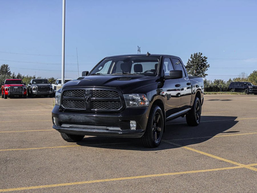 2023 Ram 1500 Classic 2023 Black