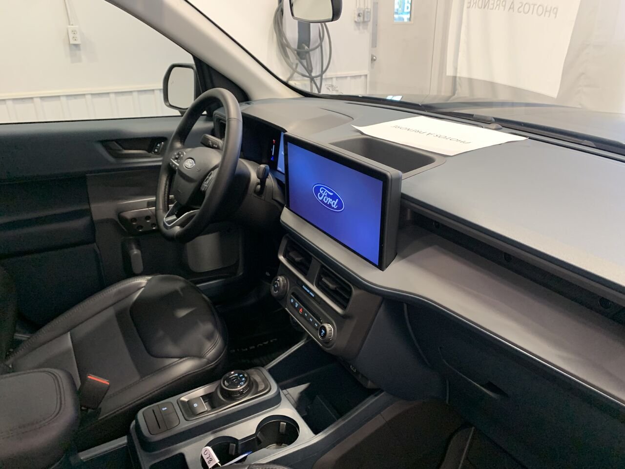 2026 Ford Maverick LARIAT HYBRIDE Black Saint-Eustache - photo #16