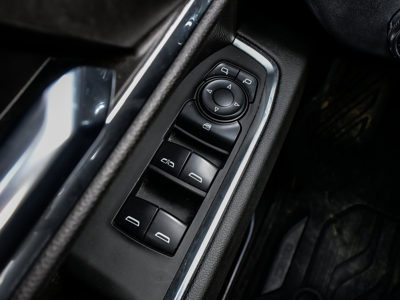2024 GMC Sierra 1500 4WD Crew Cab 147 Elevation Black Sherwood Park - photo #18